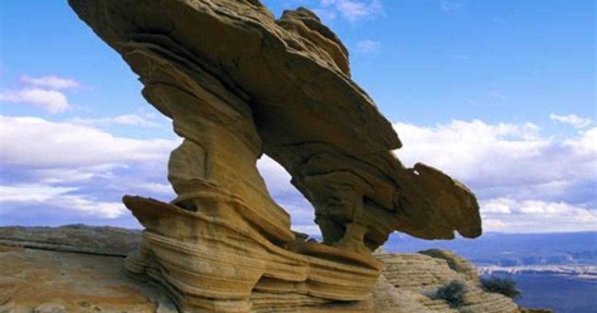 Can Wind Erode Rock?