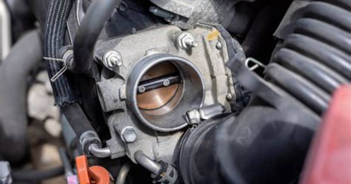 Can You Clean Throttle Body While Engine Running?