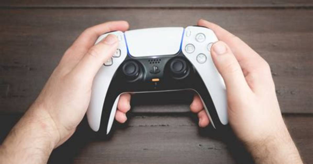 Can You Use a Controller to Play?