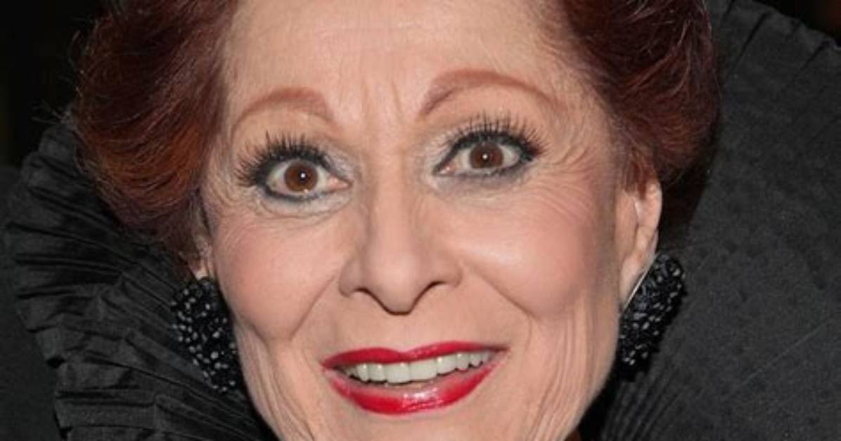 Carol Lawrence