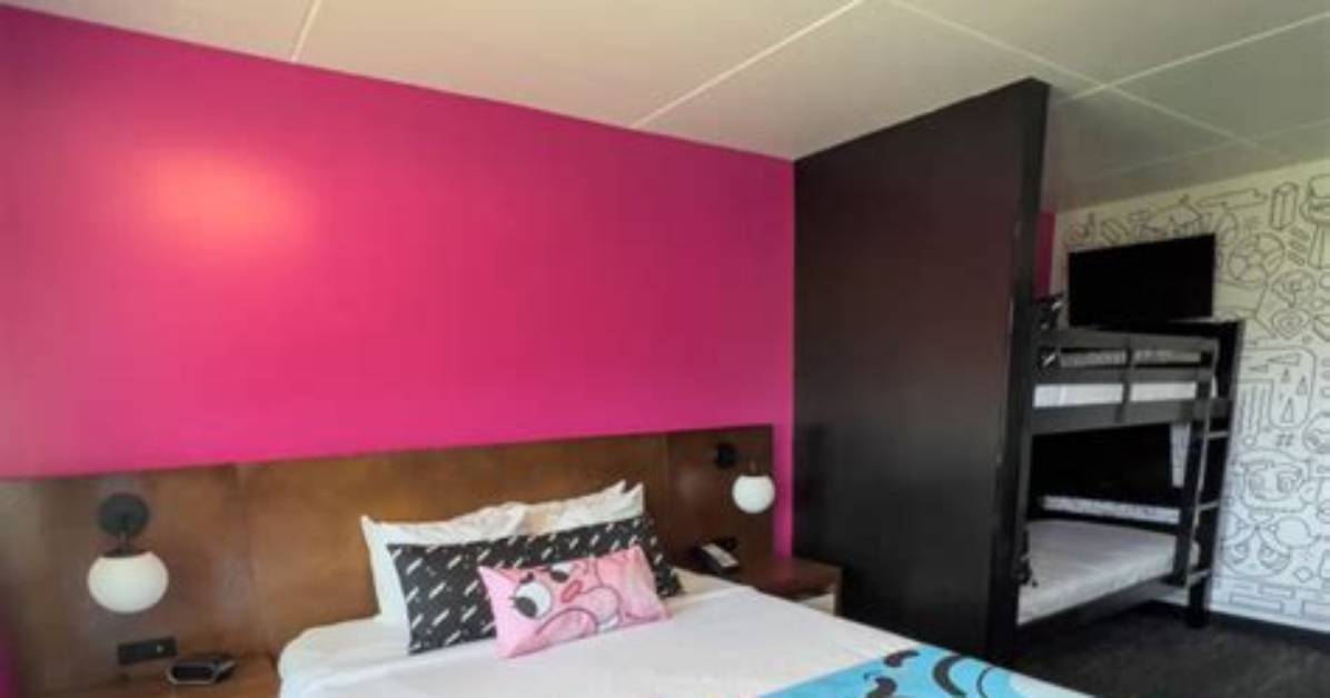 Cartoon Network Hotel - Big Spring Savings!