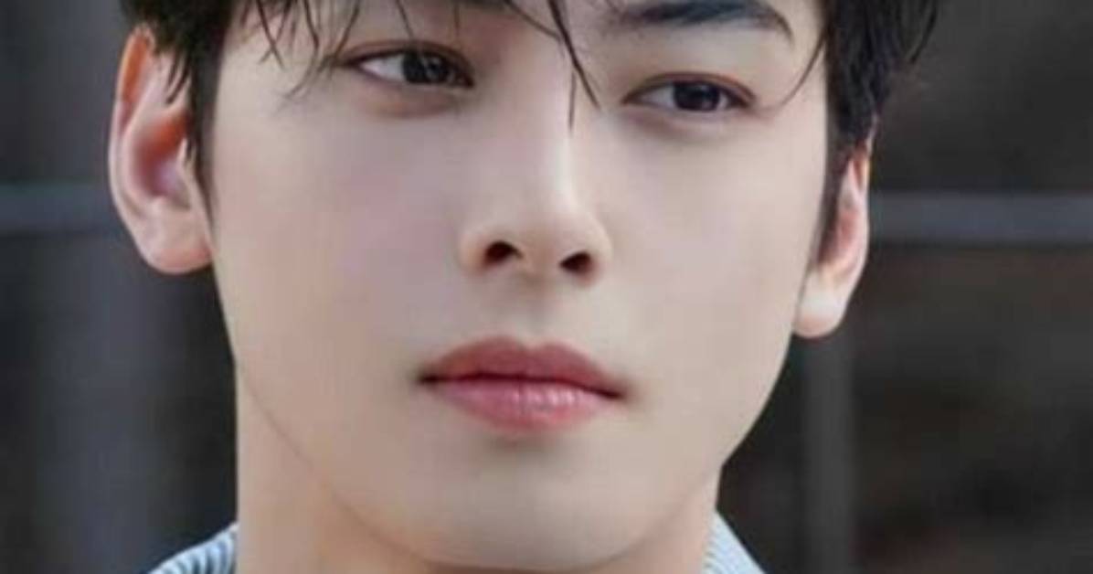 Cha Eun Woo Looks Ruggedly Handsome in Upcoming Thriller Wonderful World Alongside Kim Nam Joo