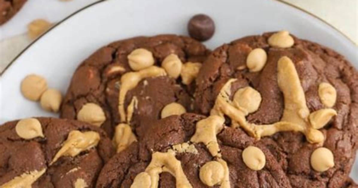 Chocolate Peanut Butter Cookies - Celebrating Sweets