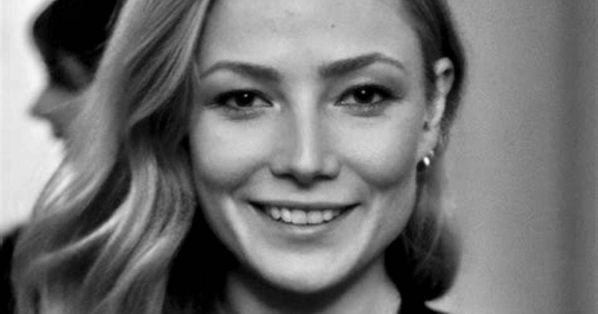 Clara Paget Net Worth