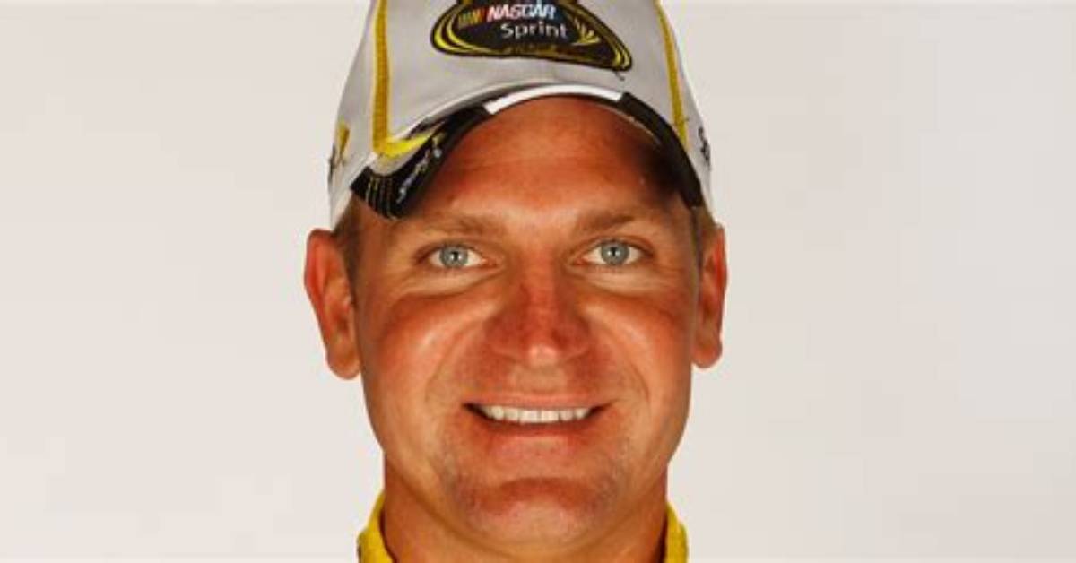 Clint Bowyer Net Worth