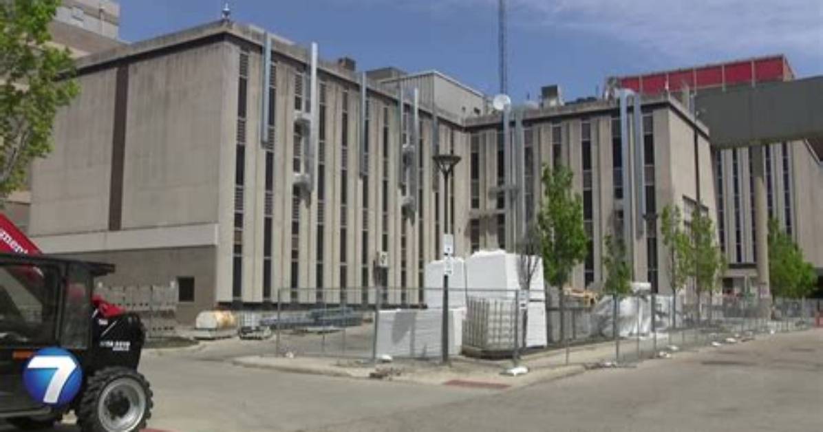 Cook County Seeks Ok for New Medical Office Building Next to Stroger