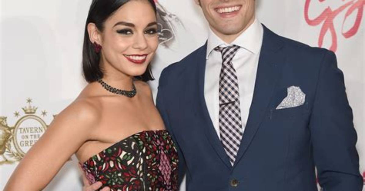 Corey Cott Net Worth