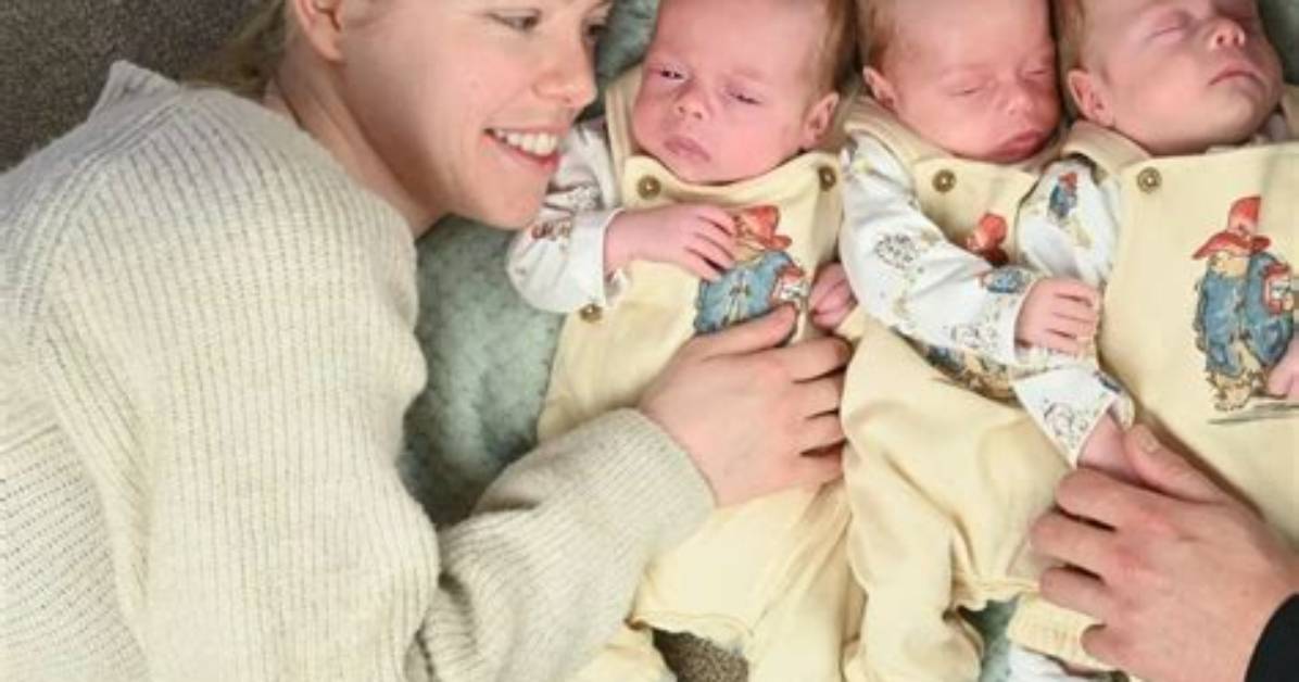 Could Triplets Be Identical?
