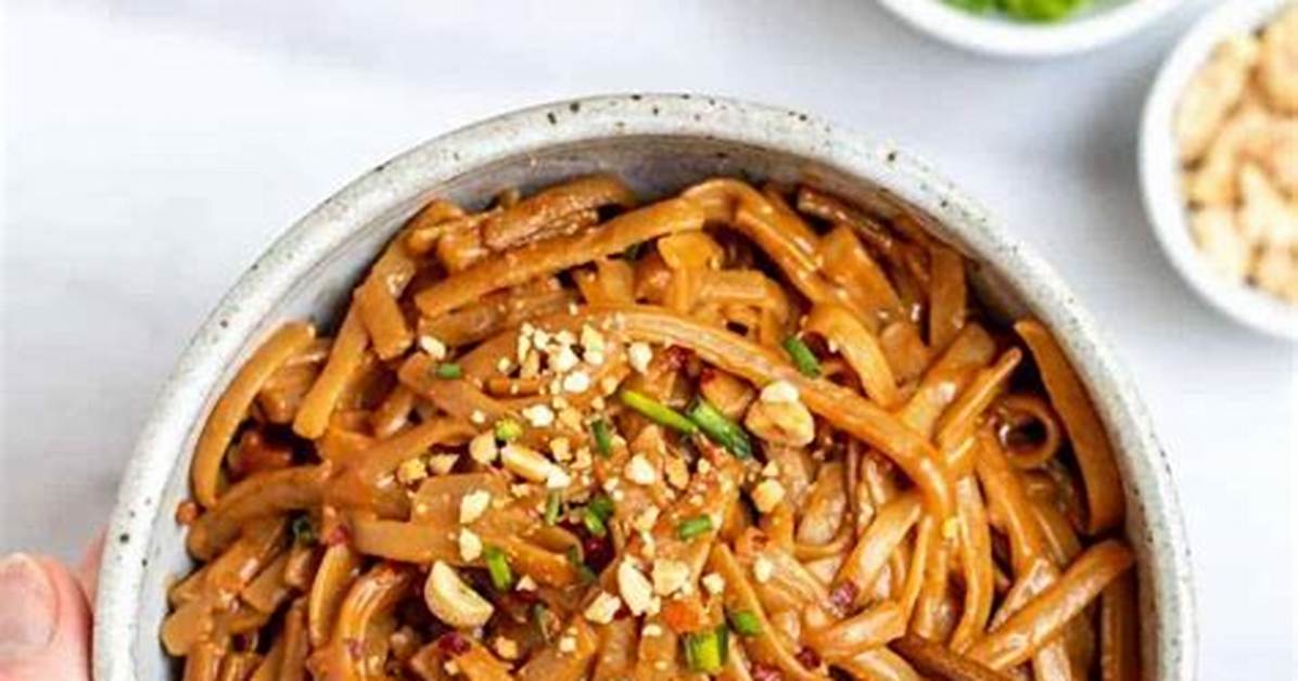 Creamy Peanut Butter Noodles | 15-Minute Vegan-Friendly Dinner