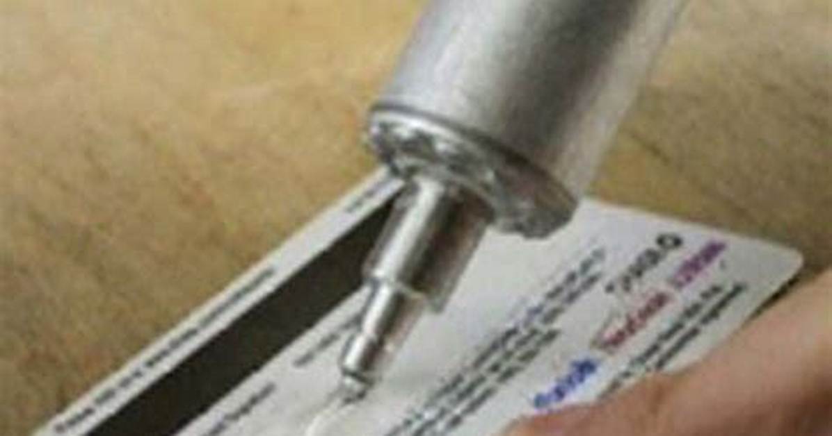 Credit Card Glue - How to Discuss
