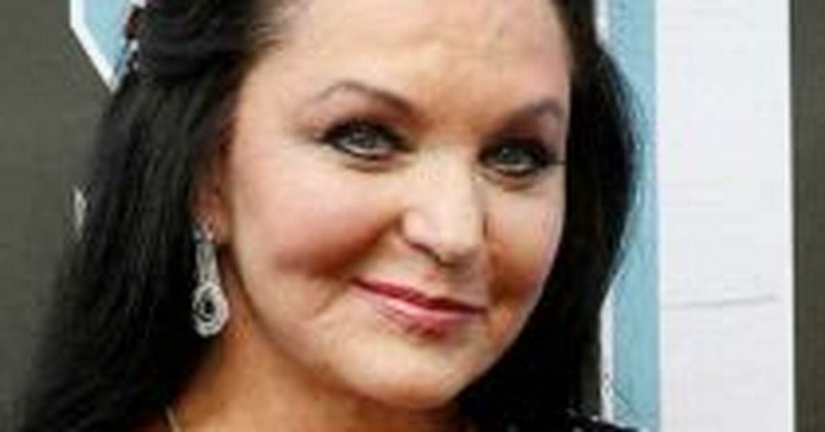 Crystal Gayle Net Worth, Age: Kids, Bio-Wiki, Wife, Weight