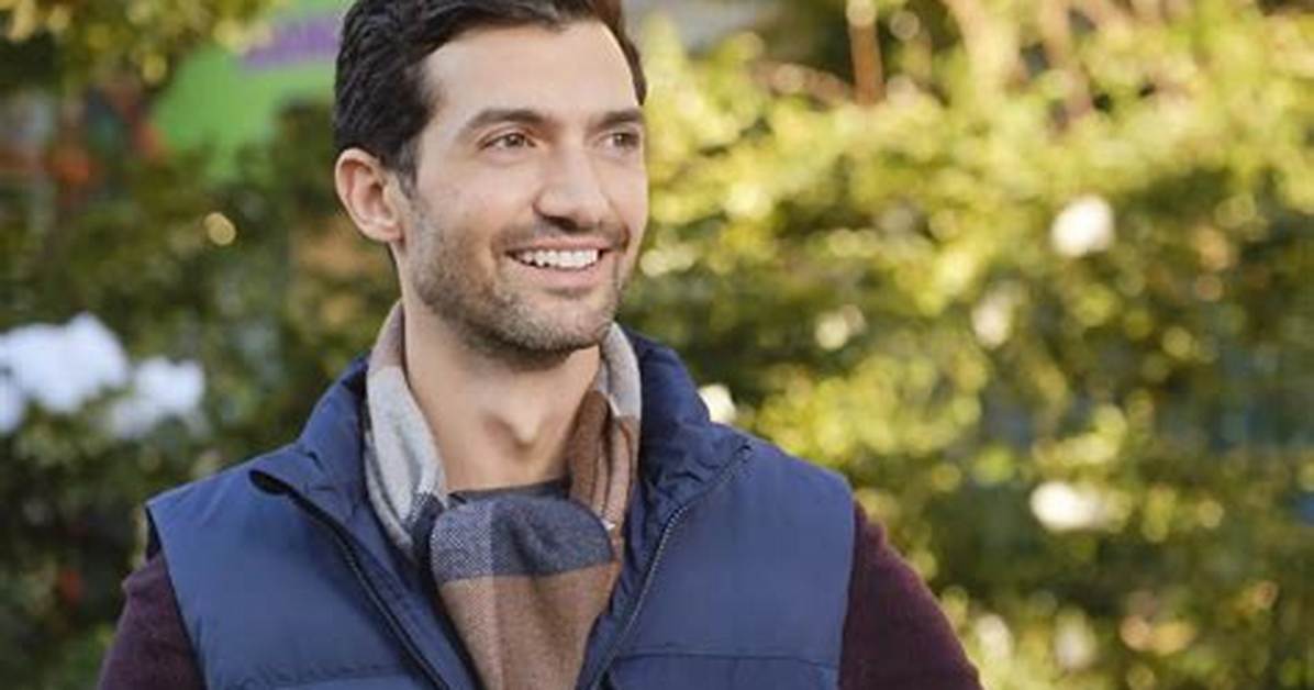 David Alpay Net Worth