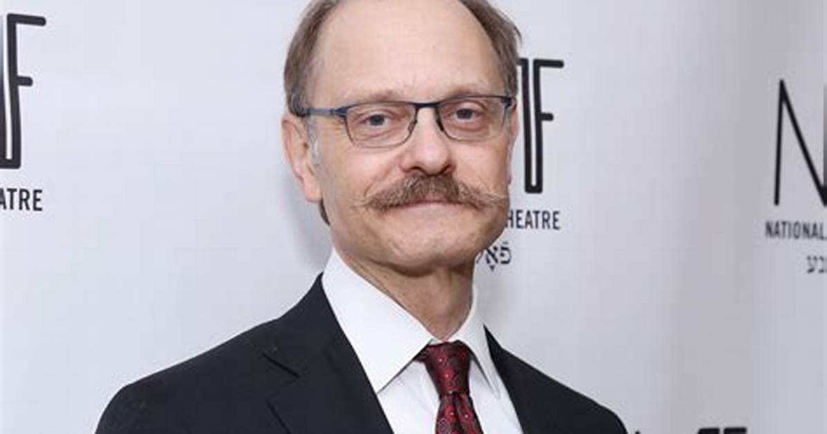 David Hyde Pierce Net Worth 2024