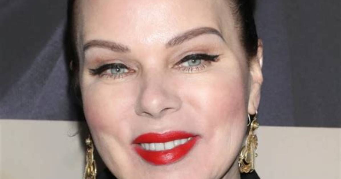 Debi Mazar