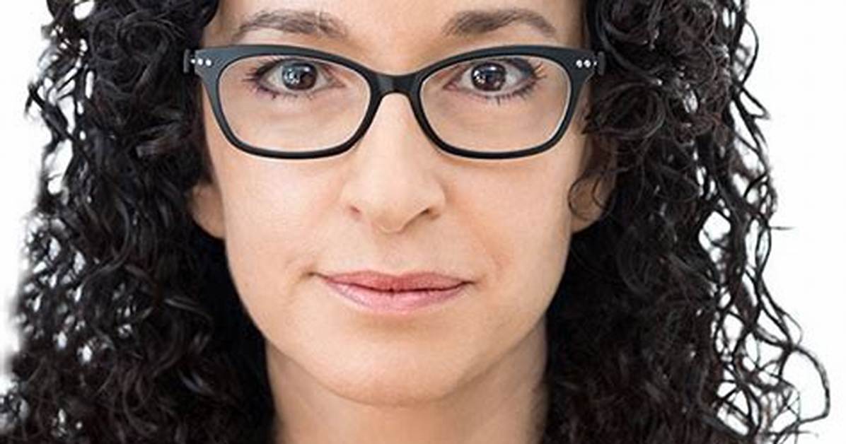 Debora Cahn Net Worth