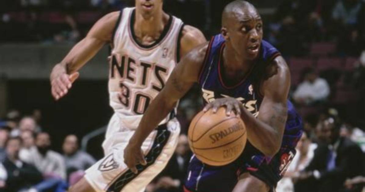 Dee Brown Net Worth