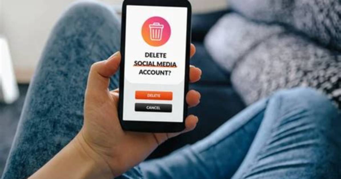 Deleting Social Media - How to Discuss