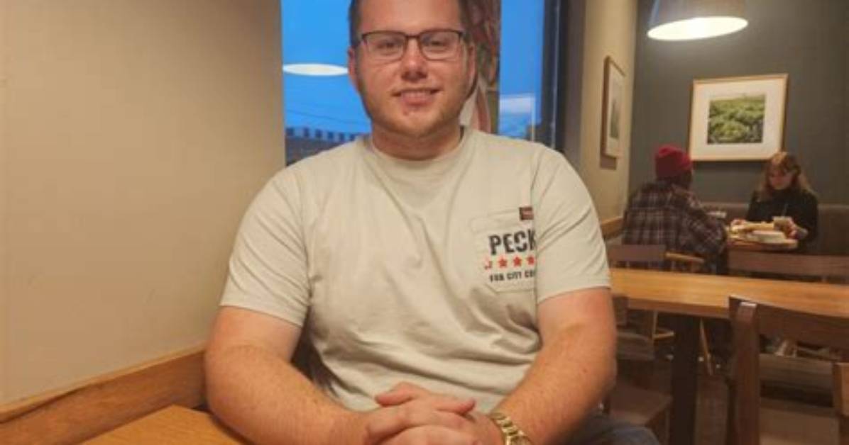 Dennis, Peck Compete for Bg Council