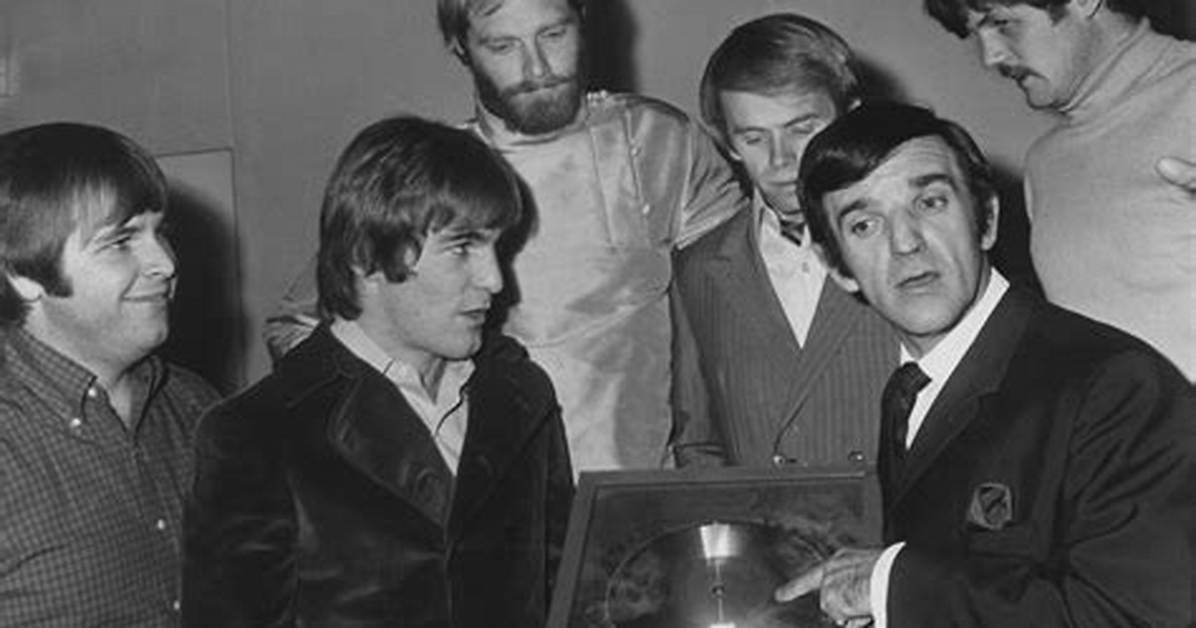 Dennis Wilson Net Worth | Age, Height, Weight, Dating and More