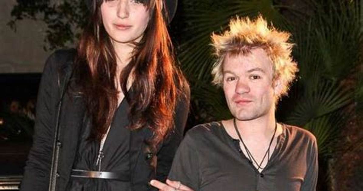 Deryck Jason Whibley Net Worth, Age, Height, Bio, Weight