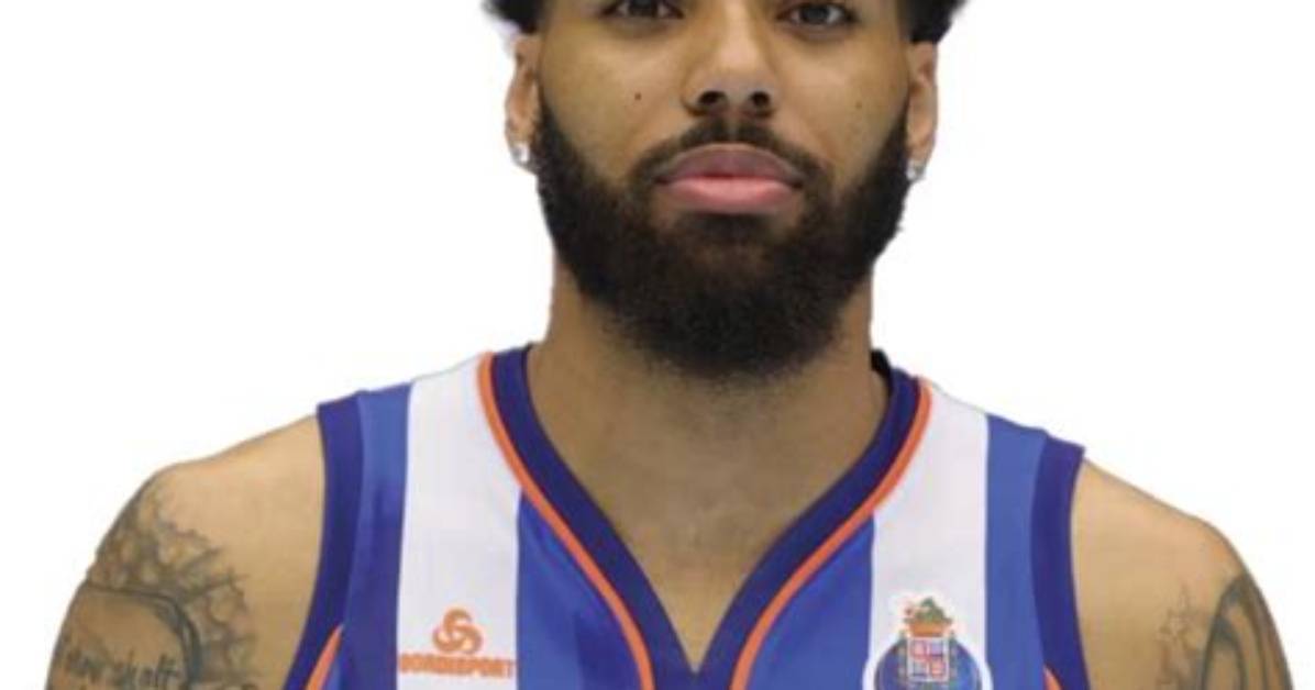 Devyn Marble