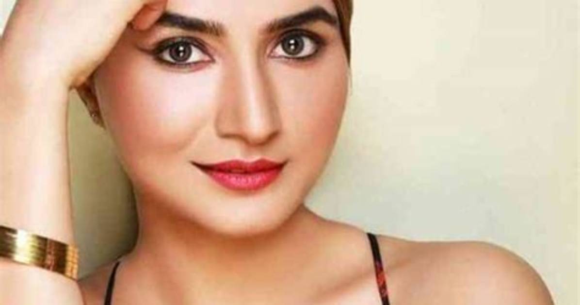 Dhrriti Saharan Height, Affairs, Age, Net Worth, Bio and More