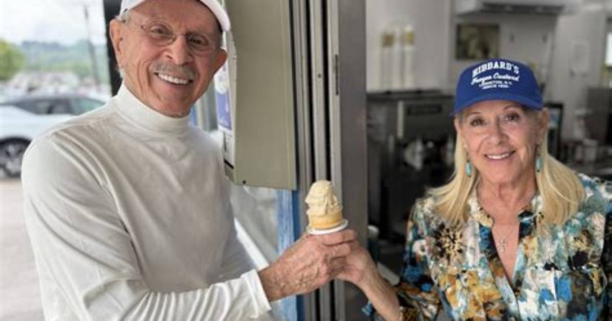 Dick Smothers