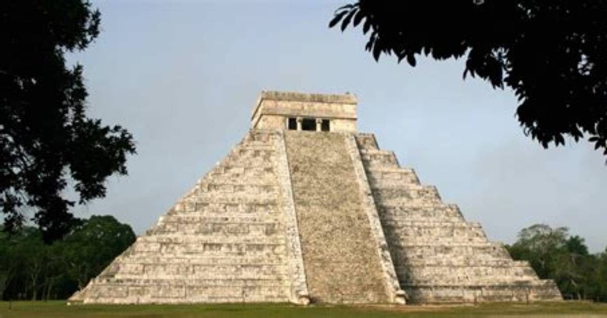 Did Aztecs Build Pyramids?