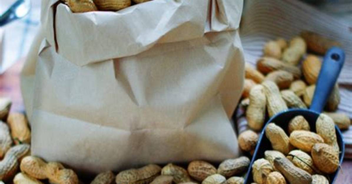 Did Ground Round Have Peanuts?