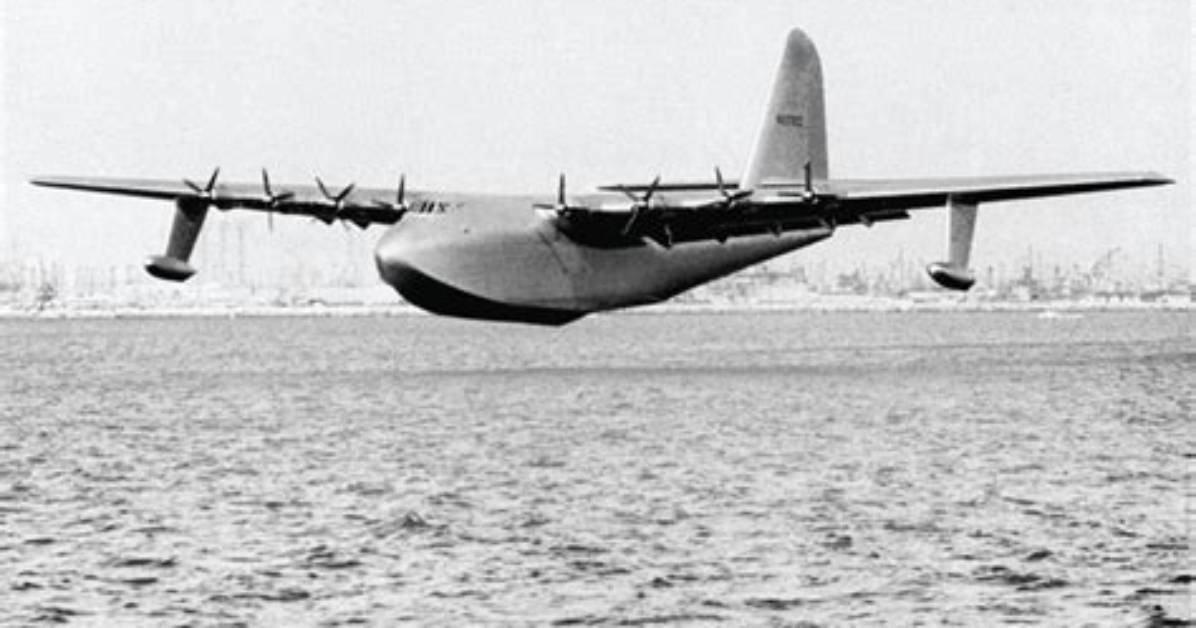 Did Spruce Goose Ever Fly?