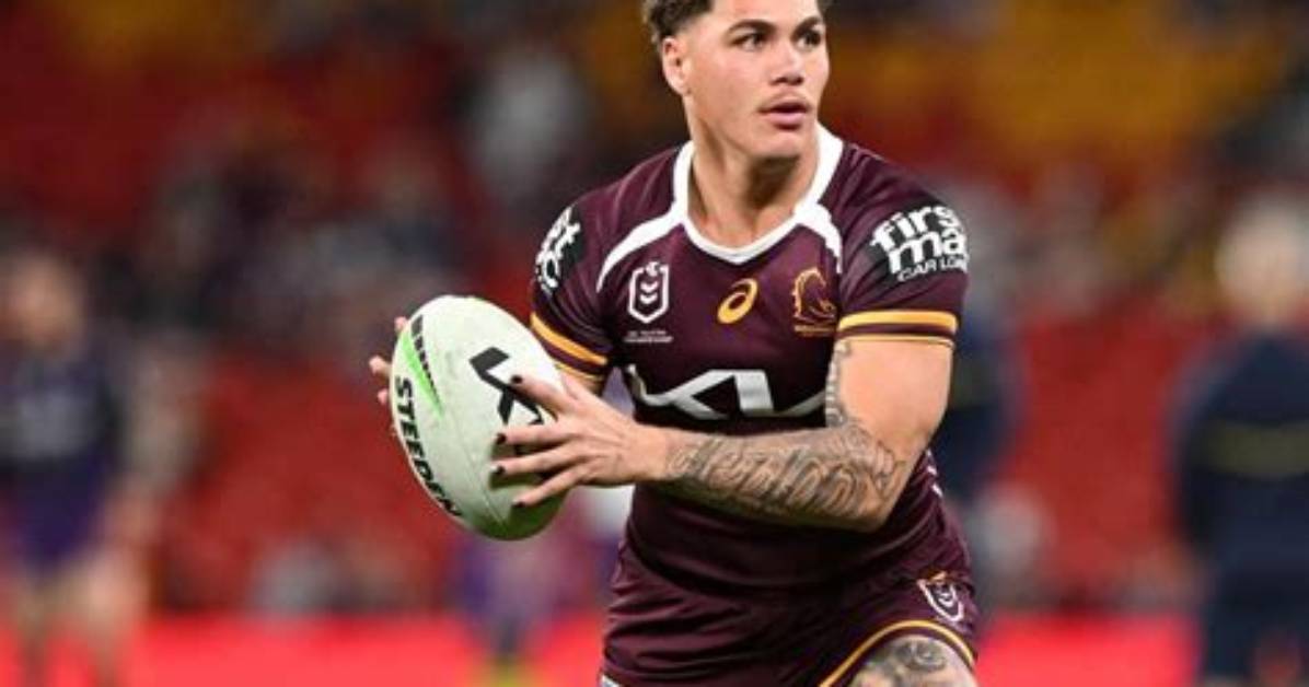 Discovering the Height of Reece Walsh: How Tall Is He in Feet?