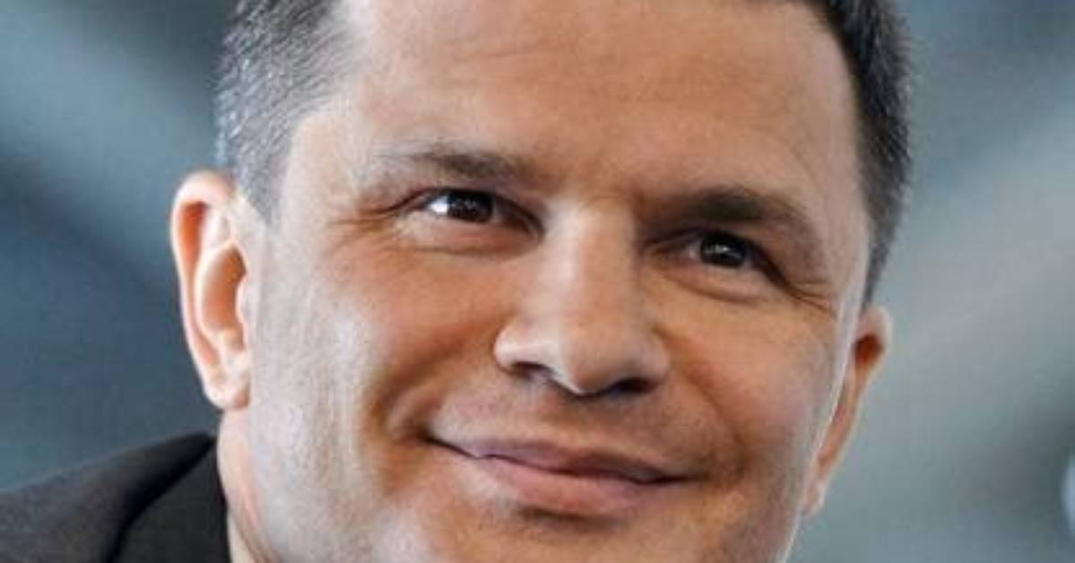 Dmitry Kamenshchik Net Worth