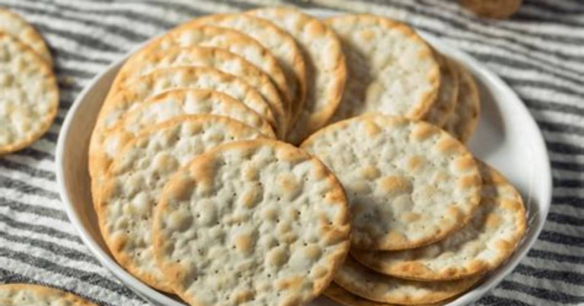 Do Crackers Contain Yeast