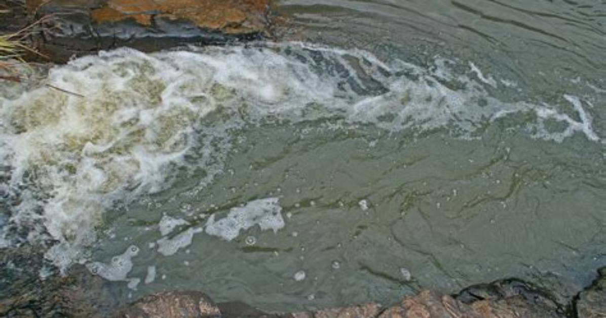 Do Items Despawn in Water Streams?