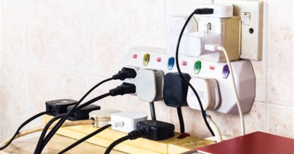 Do Things That Are Plugged in Use Electricity