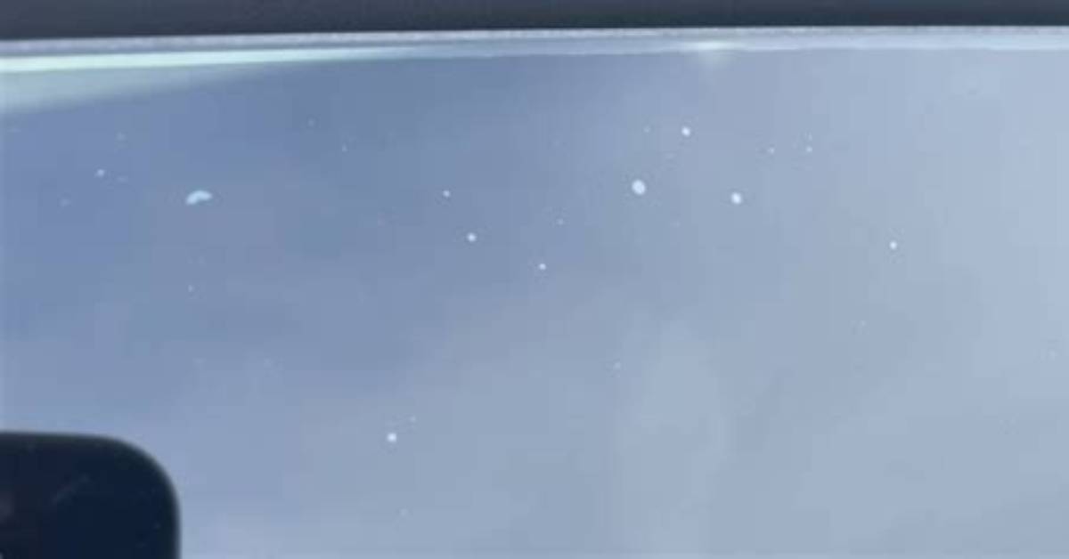 Do Tint Bubbles Go Away?