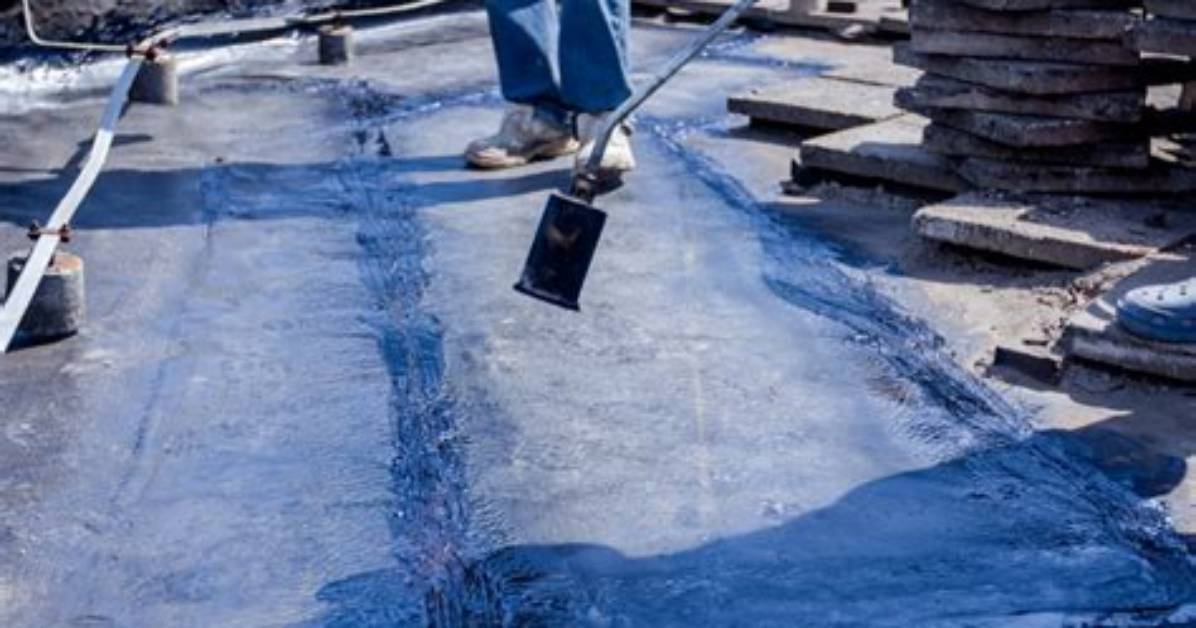 Do You Put Tar Paper over Ice Shield?