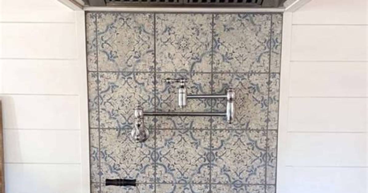 Do You Tile Behind Stove