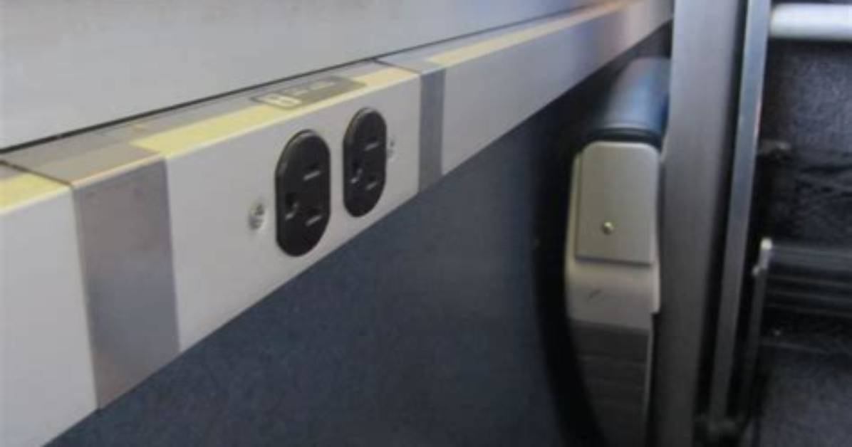 Does Amtrak Have Outlets?