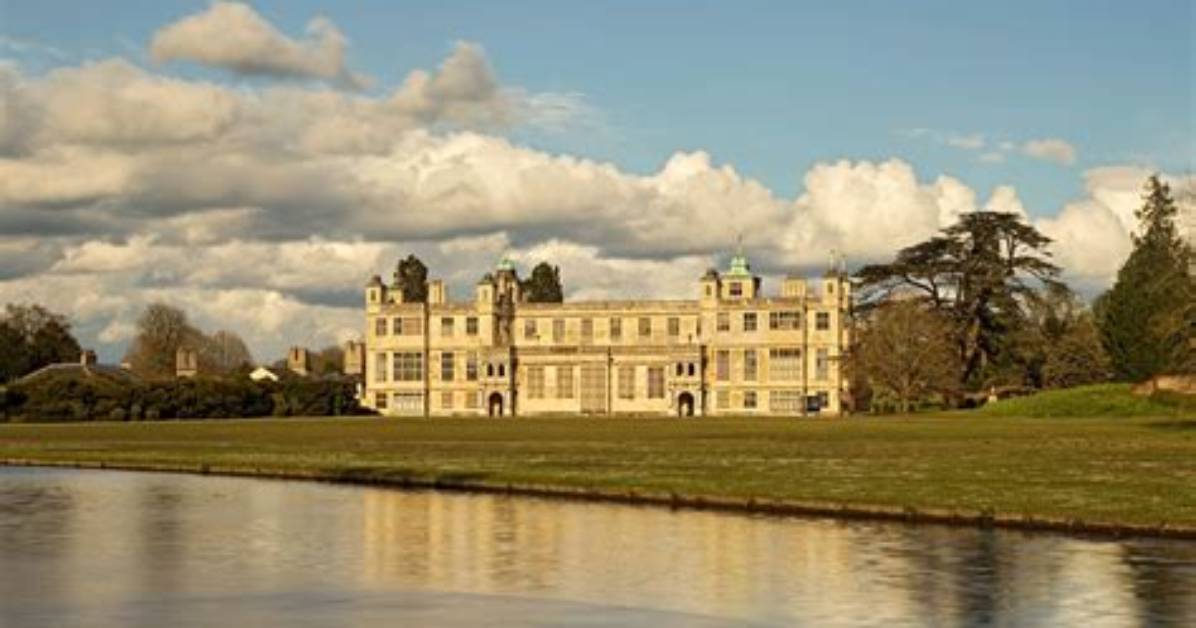 Does Audley End Allow Dogs?