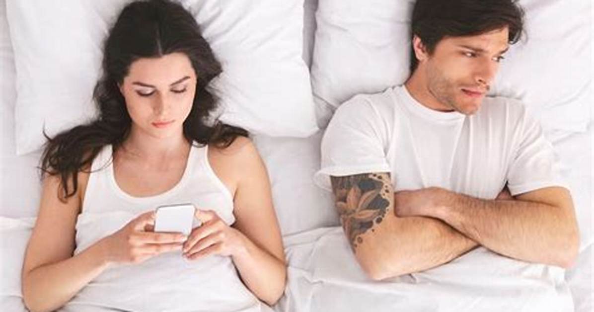 Does Ignoring Guys Get Their Attention?