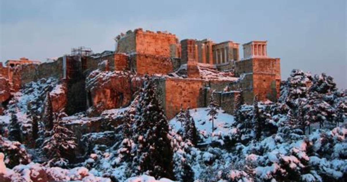 Does It Snow in Greece?