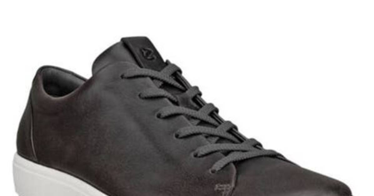 Does Nordstrom Carry Ecco Shoes