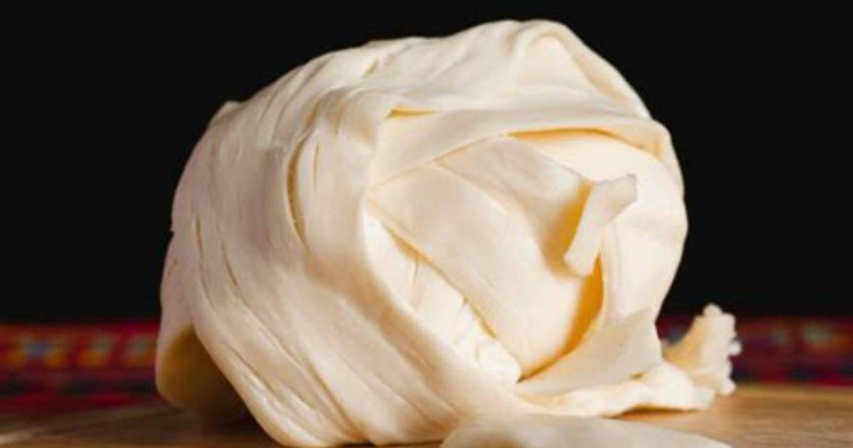 Does Oaxaca Cheese Crumble?