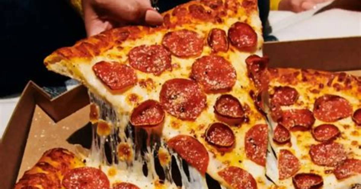Does Pizza Hut Take Checks