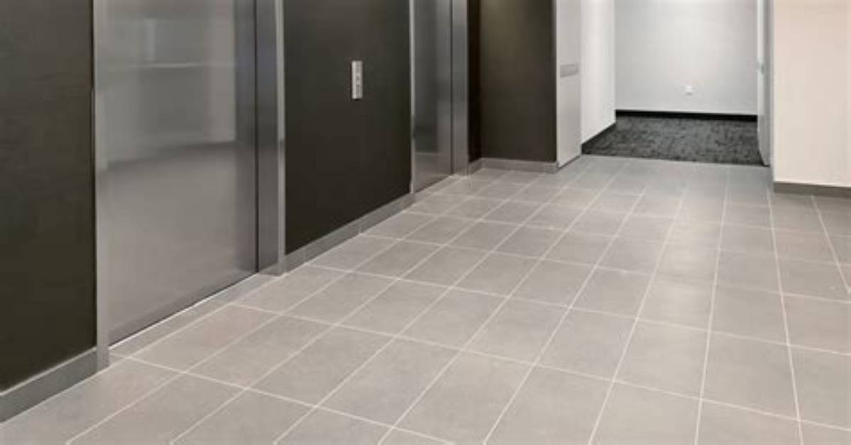 Does Porcelain Scratch Easily?