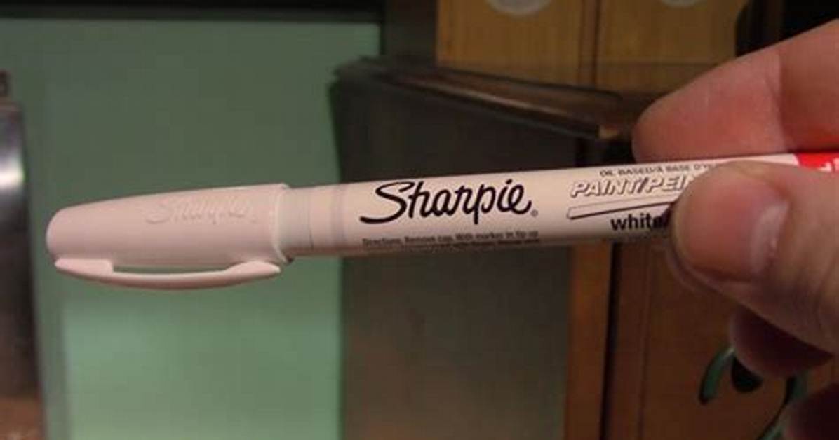 Does Sharpie Have a White Marker