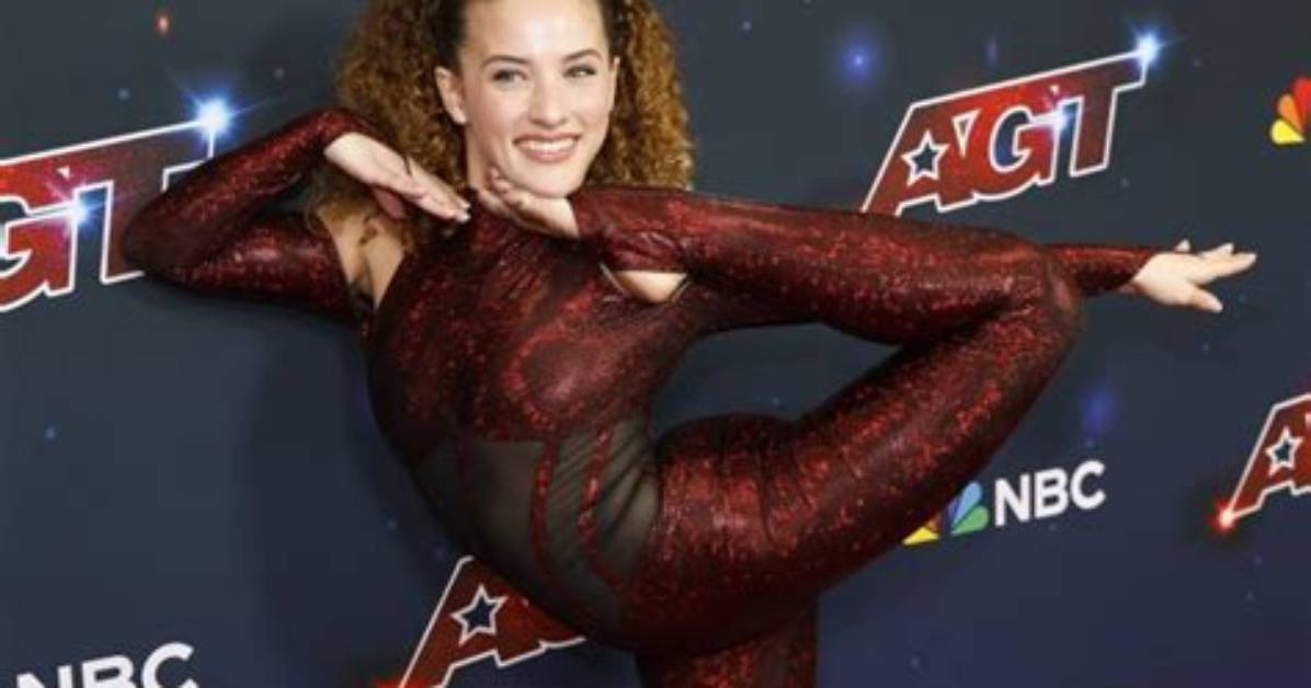 Does Sofie Dossi Have a Spine?