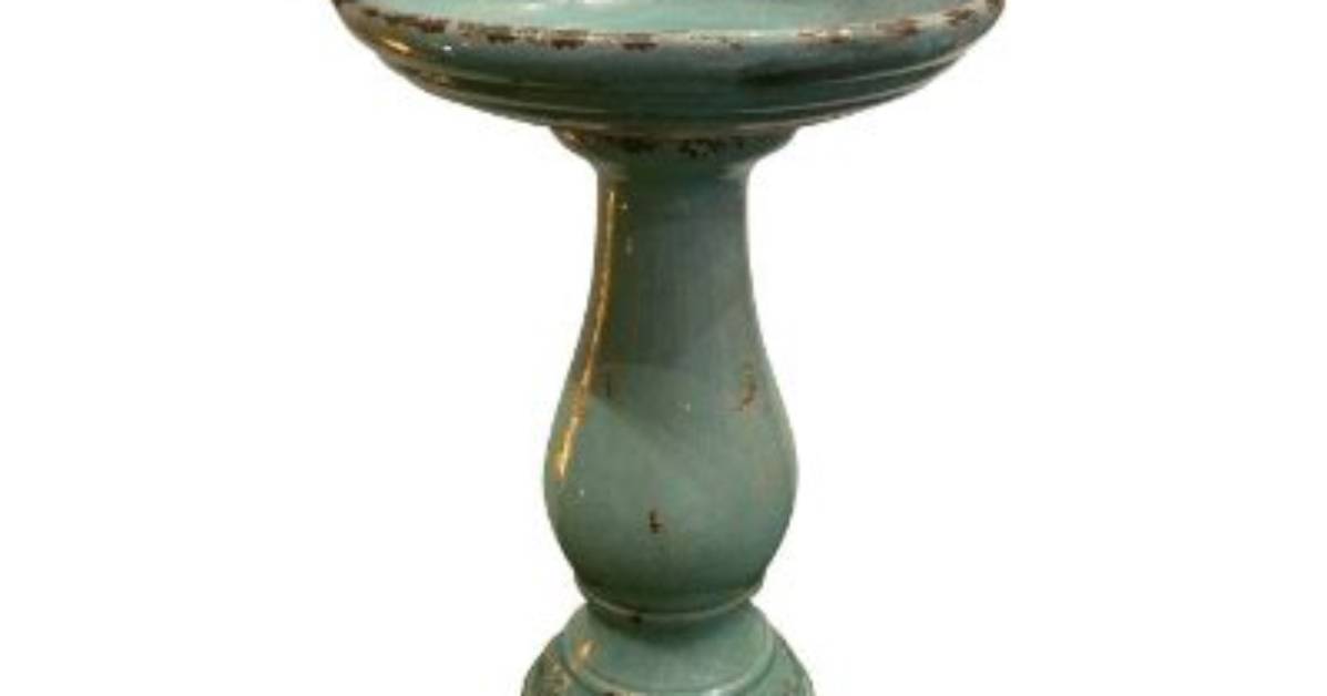 Does Target Sell Bird Baths?