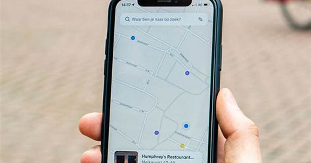 Does Using Apple Maps Use Data?